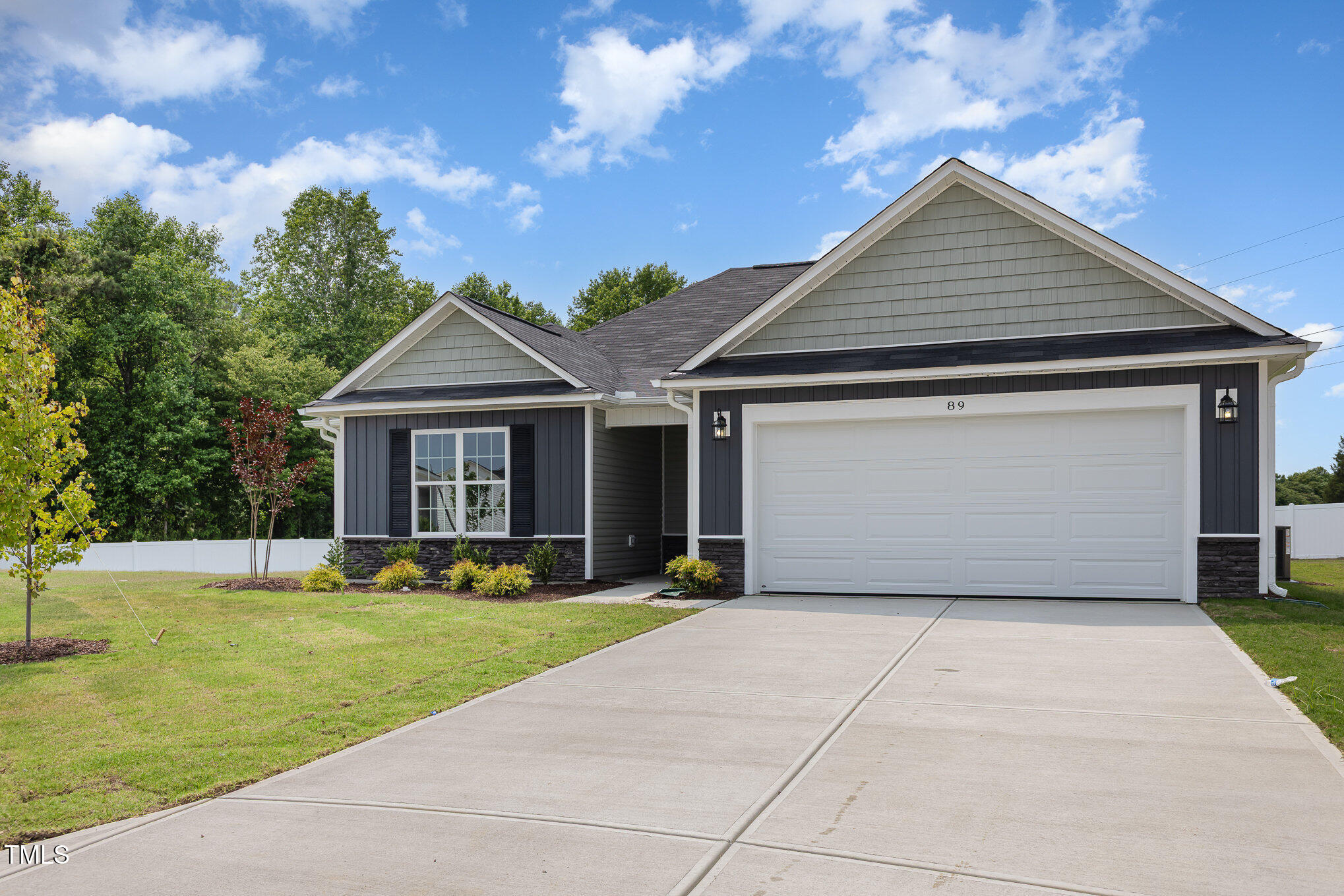 89 W Emily Gardens Drive