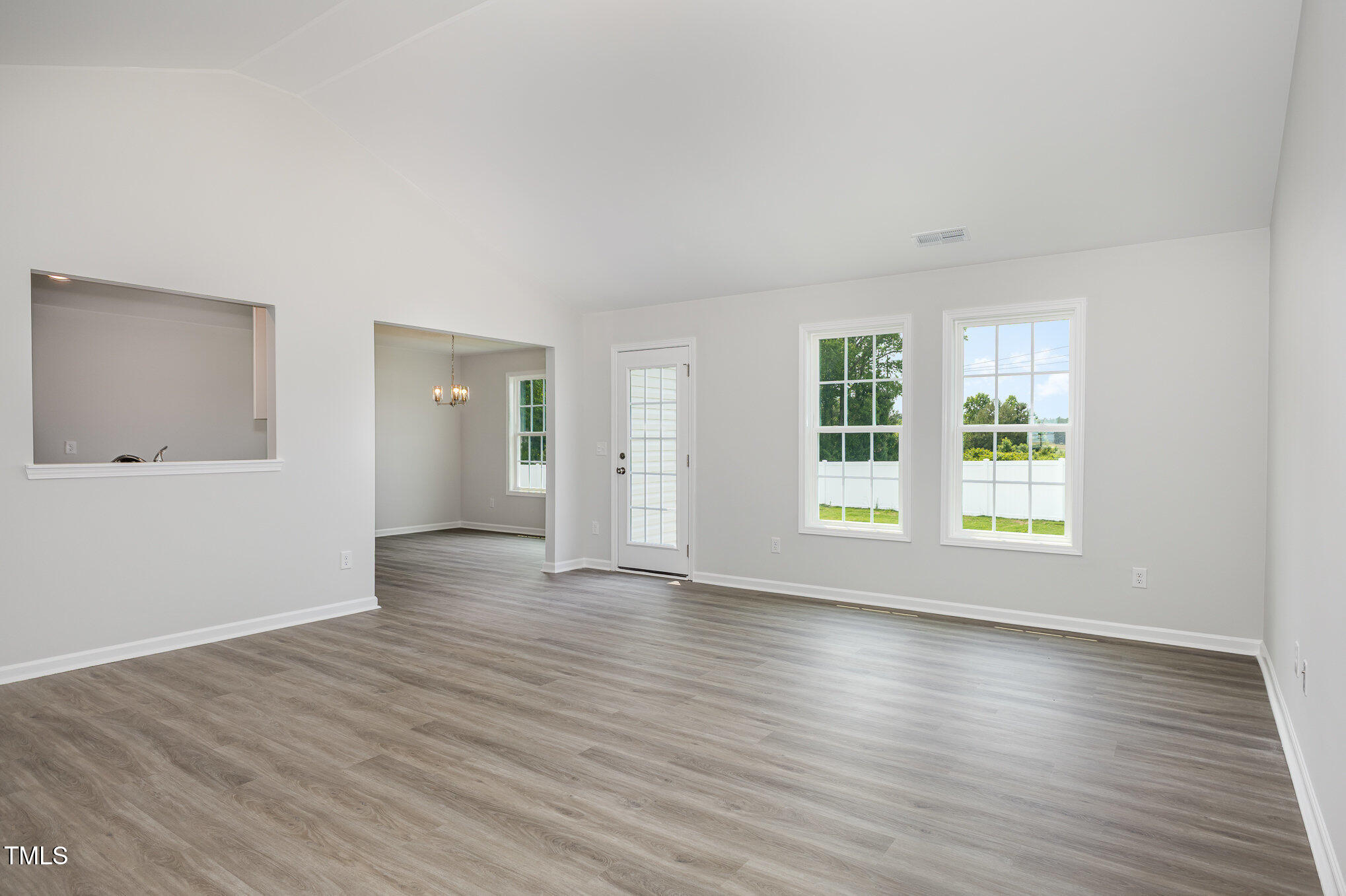 89 W Emily Gardens Drive