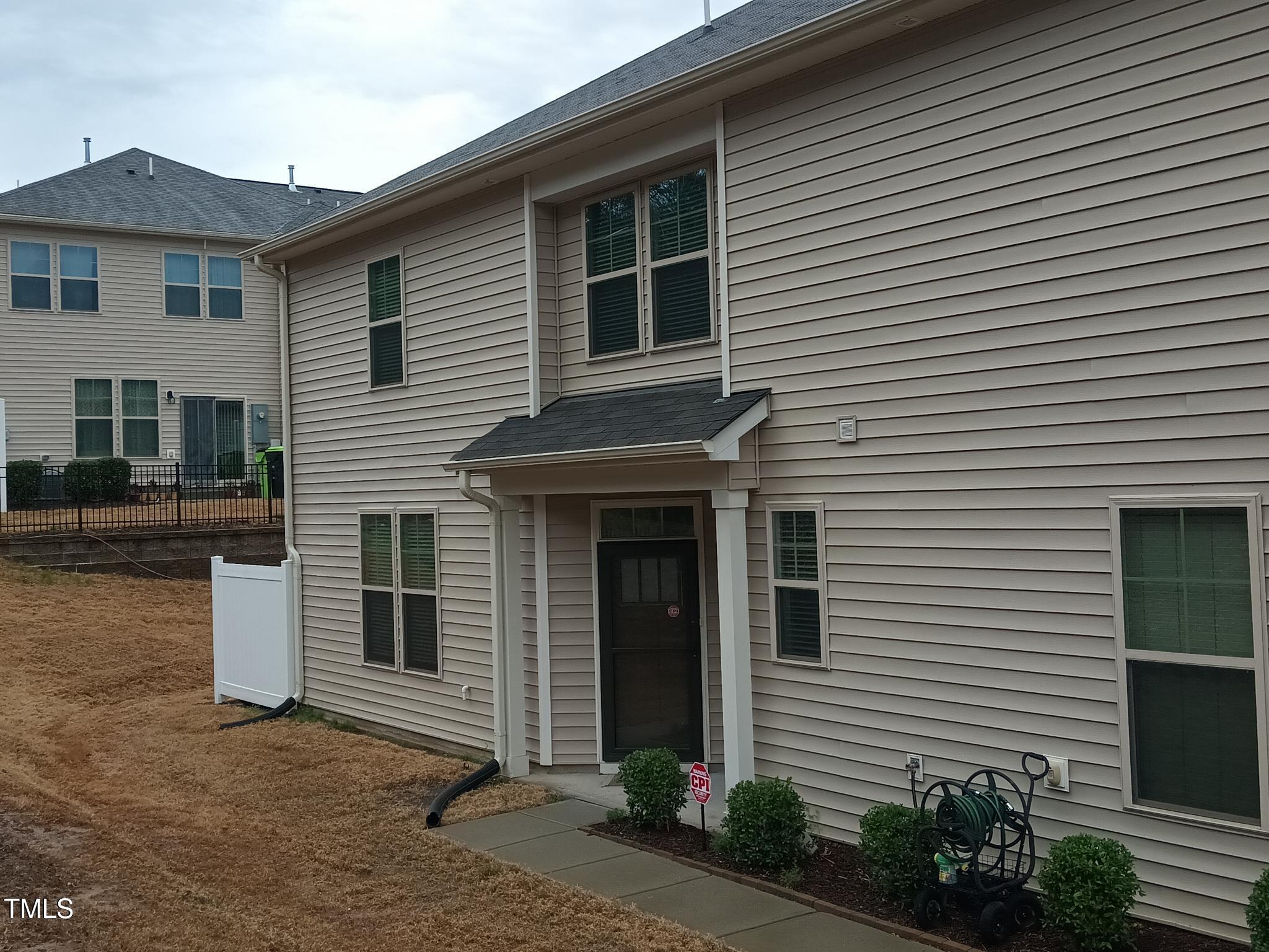 1022 Azimuth Drive