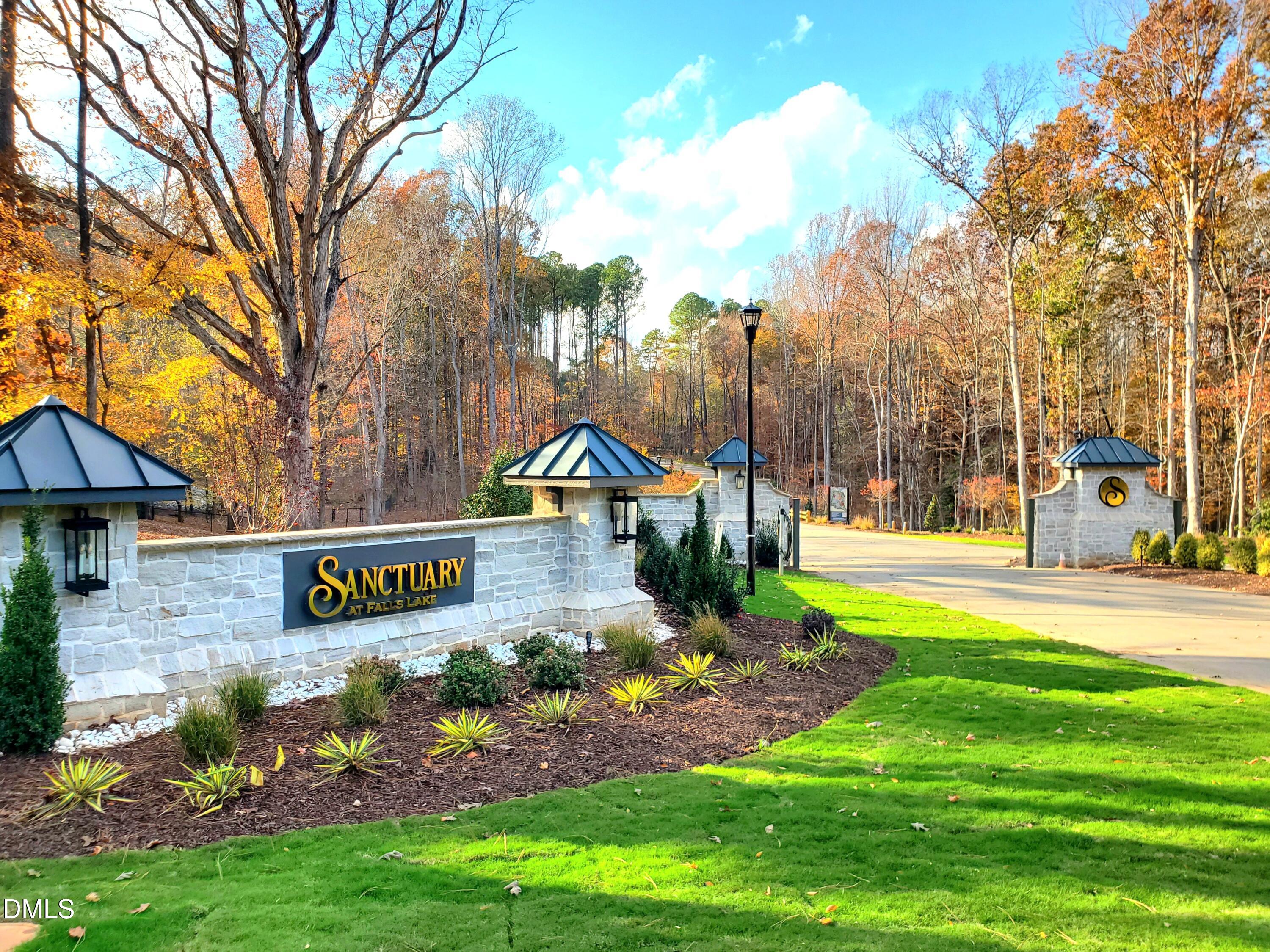 516 Falcon Nest Court