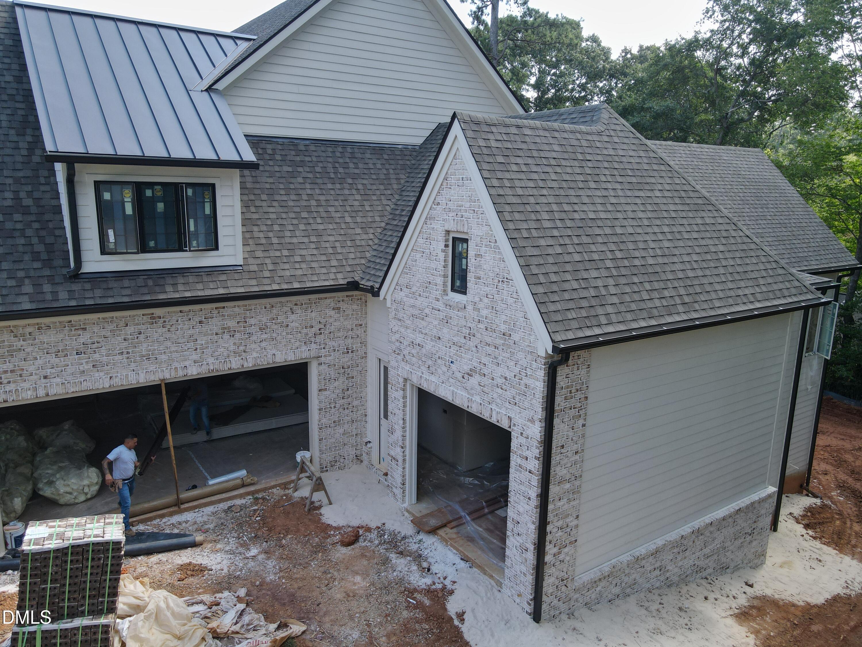 913 Tyrrell Road