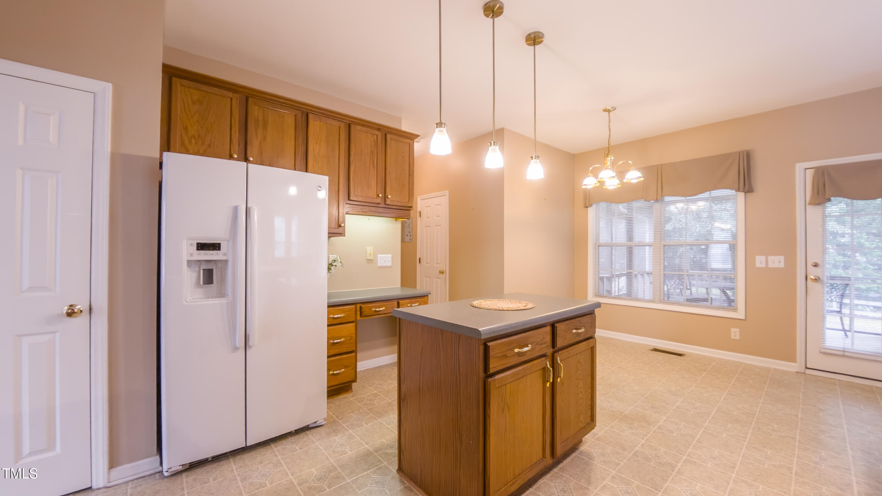 902 Savannah Court