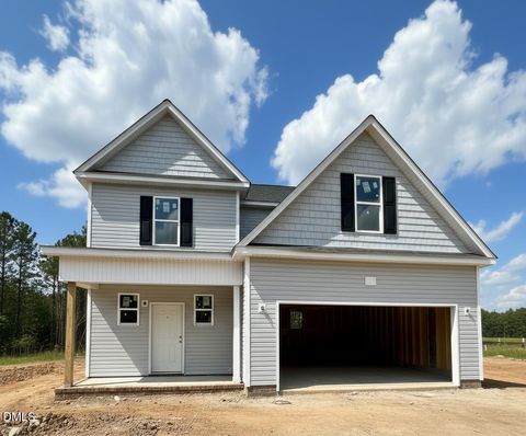 142 Tigris Court Zebulon NC 27597