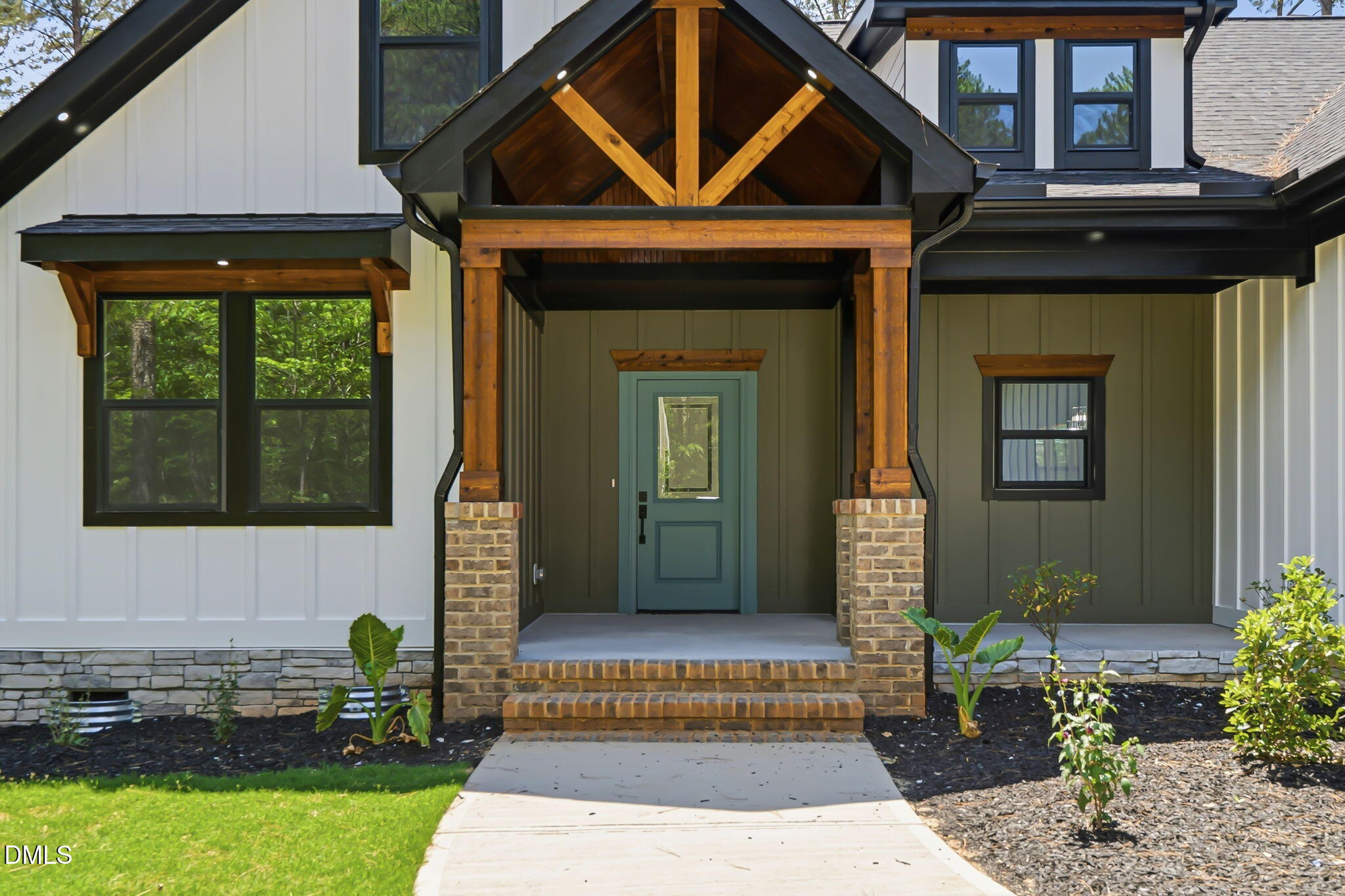 104 Medicine Cove