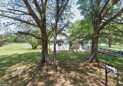 Photo of 80 Franklin Avenue, Louisburg, NC 27549 (MLS # 10179882)