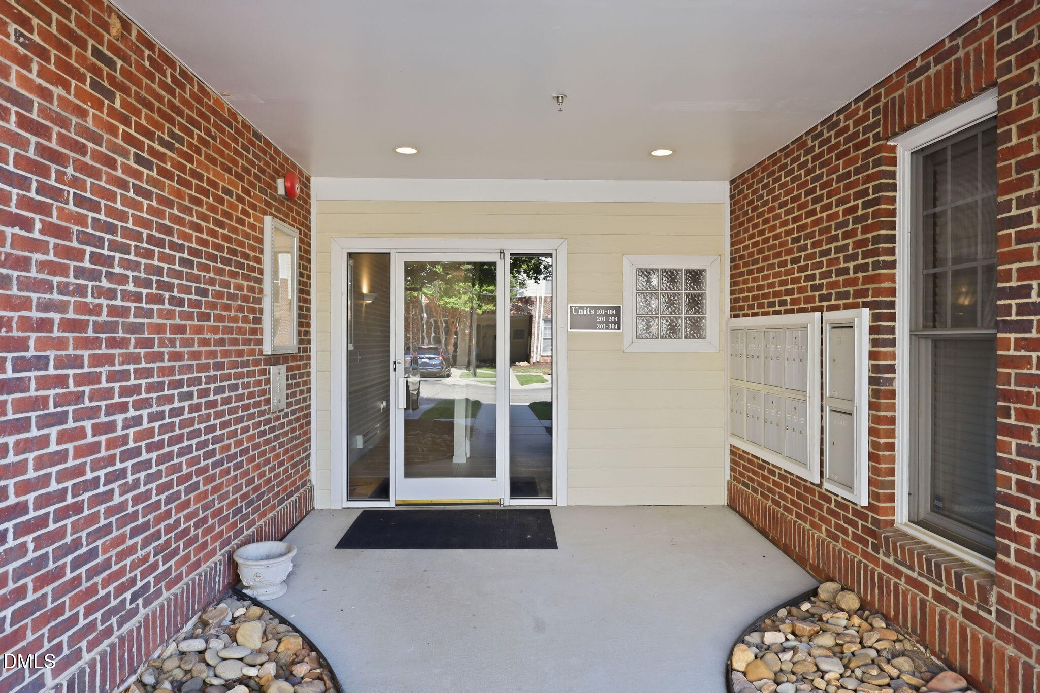 801 Moratuck Drive 202
