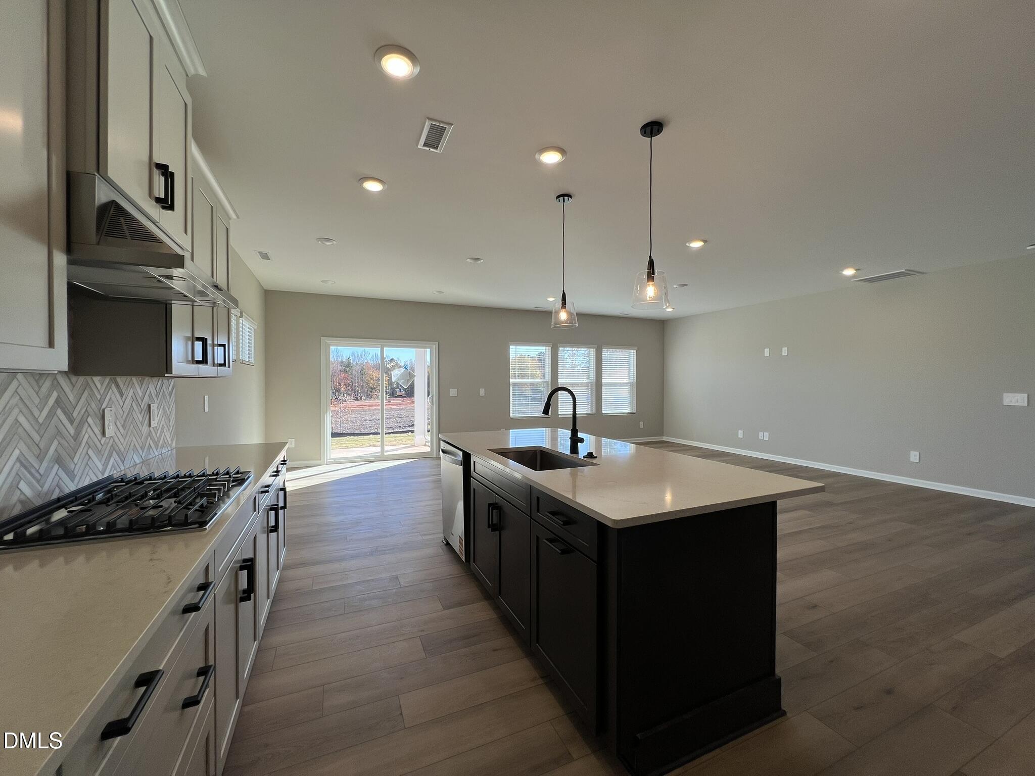 4020 Wesley Chapel Way