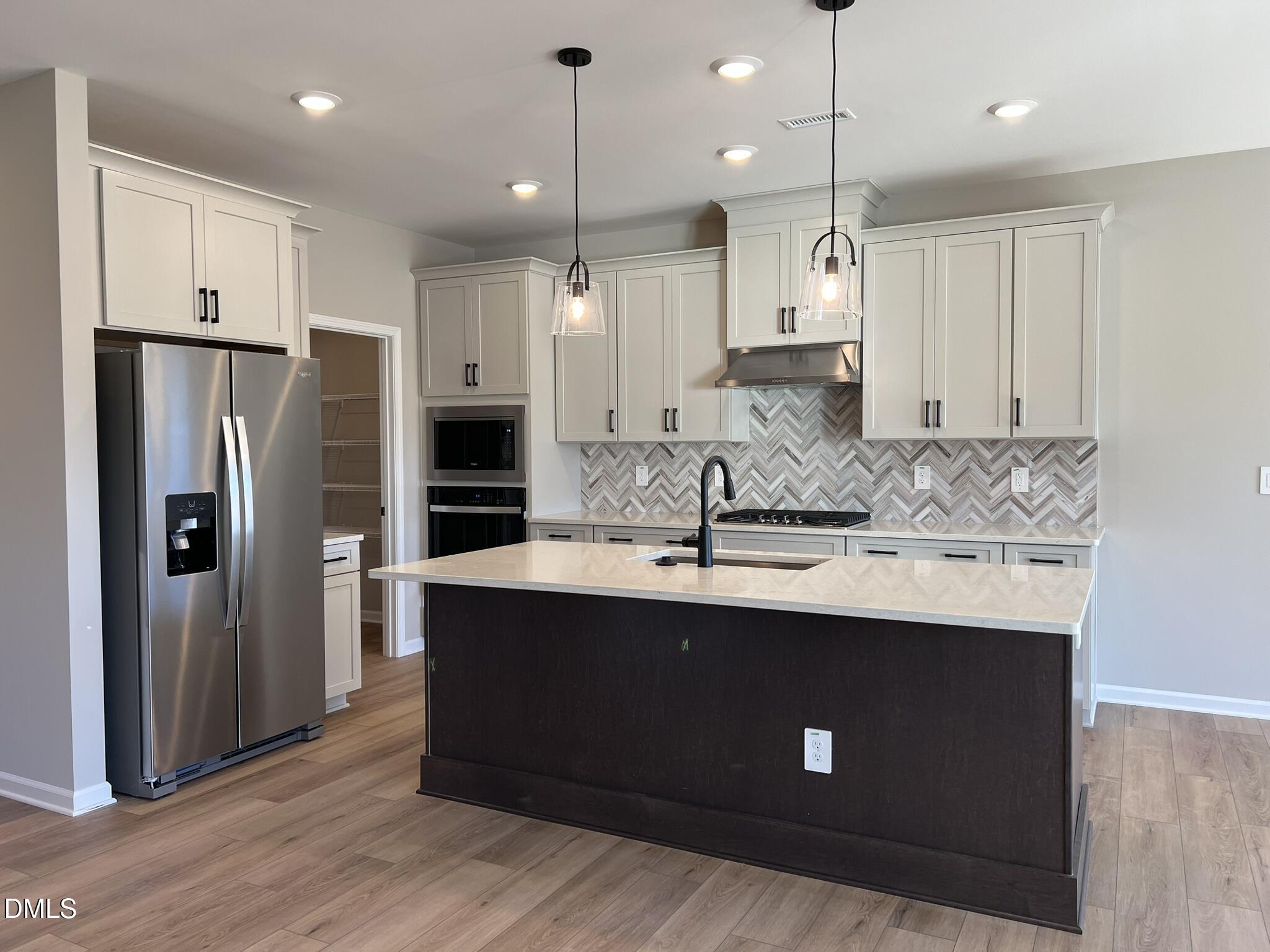 4020 Wesley Chapel Way