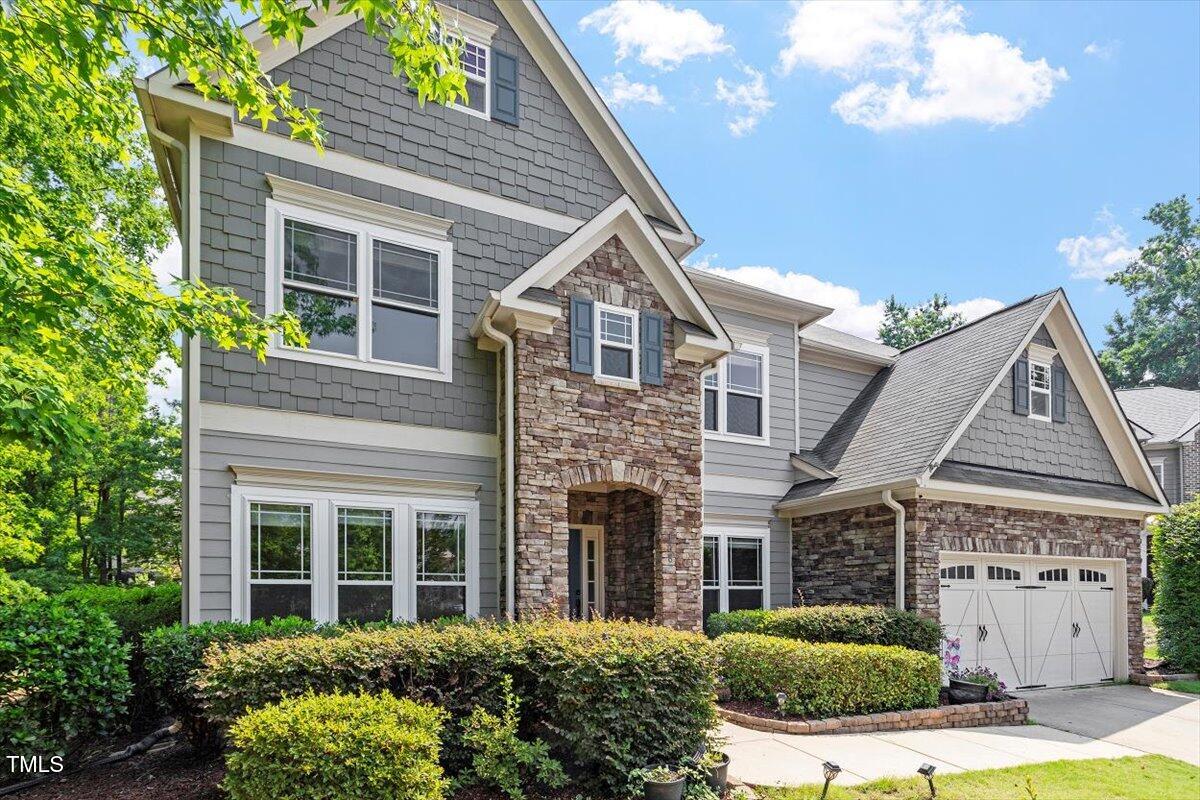 108 Holly Glen Court