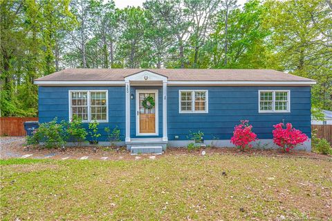 380 W New Jersey Avenue, Southern Pines, NC 28387 - MLS#: LP723234