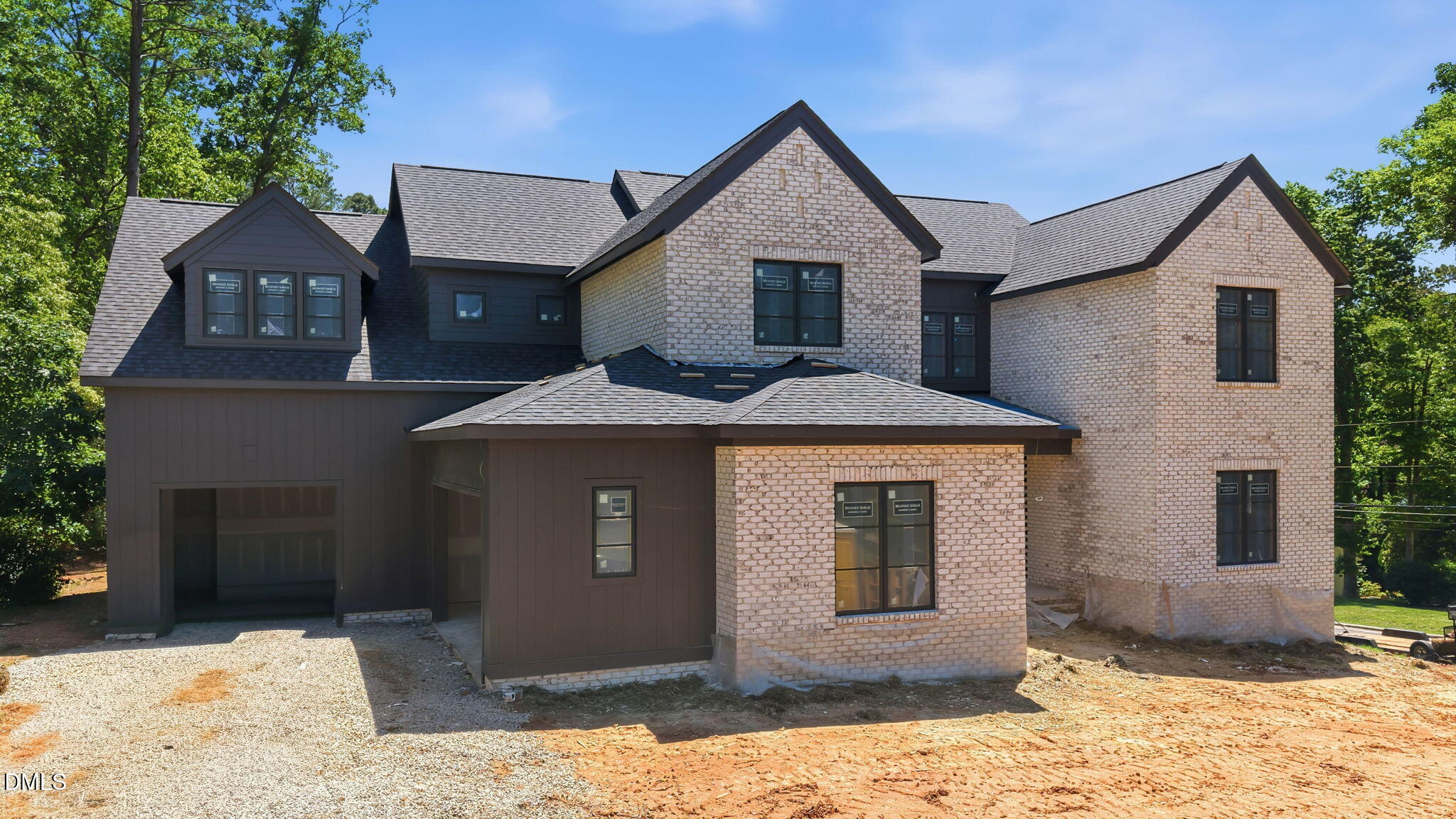1221 Gunnison Place