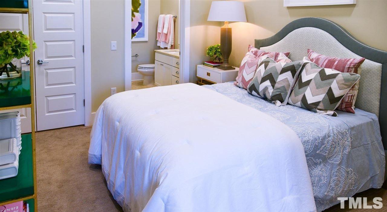 Chapel Hill, North Carolina 27516, United States, 2 Bedrooms Bedrooms, ,2 BathroomsBathrooms,Residential,Active,43739