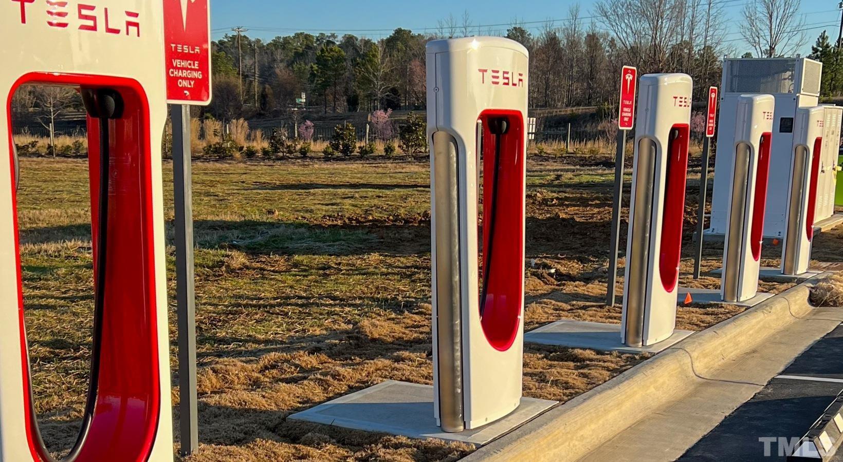 Chapel Hill, North Carolina 27516, United States, 2 Bedrooms Bedrooms, ,2 BathroomsBathrooms,Residential,Active,43739