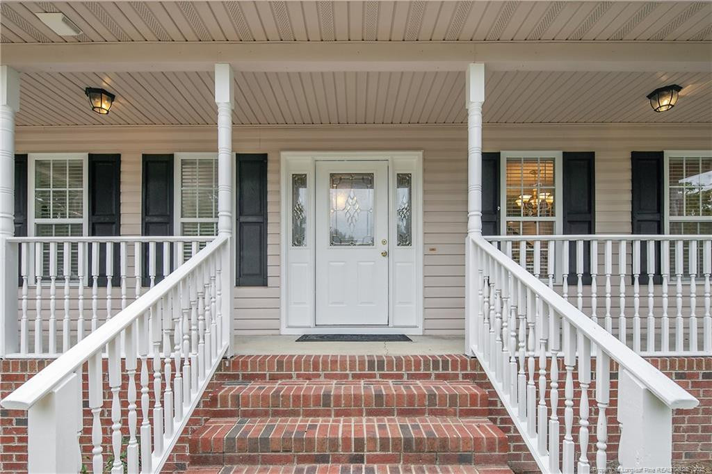 50 Ridgeway Court