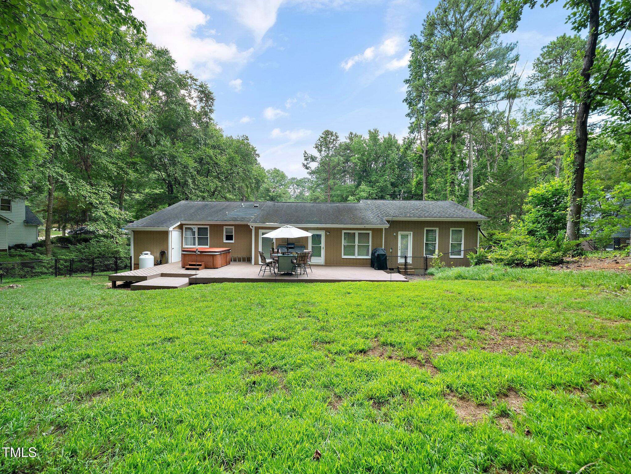 725 Van Thomas Drive