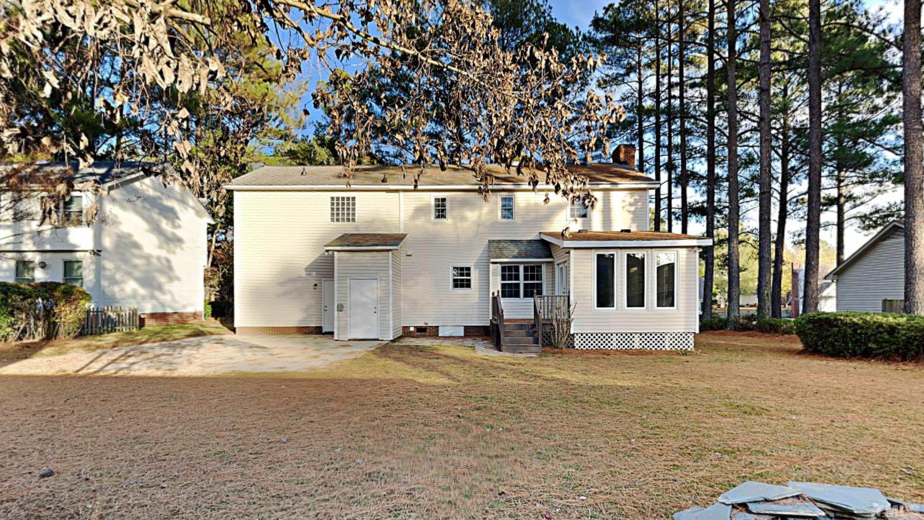 Photo 19 of 20 of 18 Brookwood Drive house