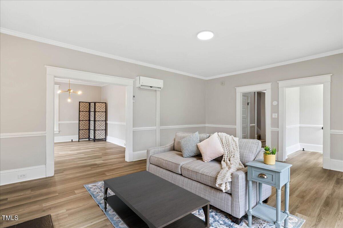 205 Forest Hill Avenue