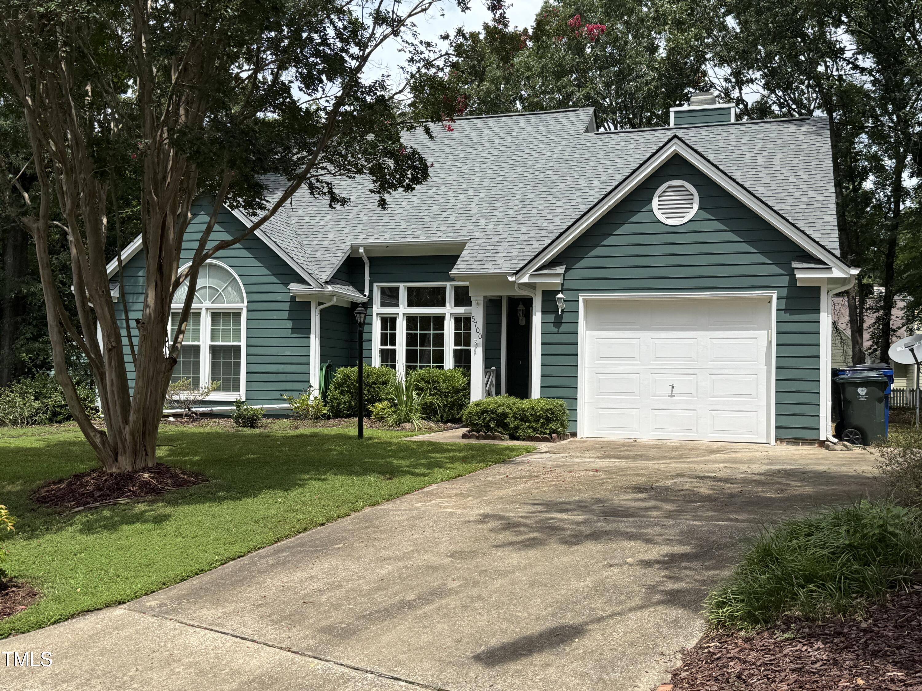 5700 Earlham Court
