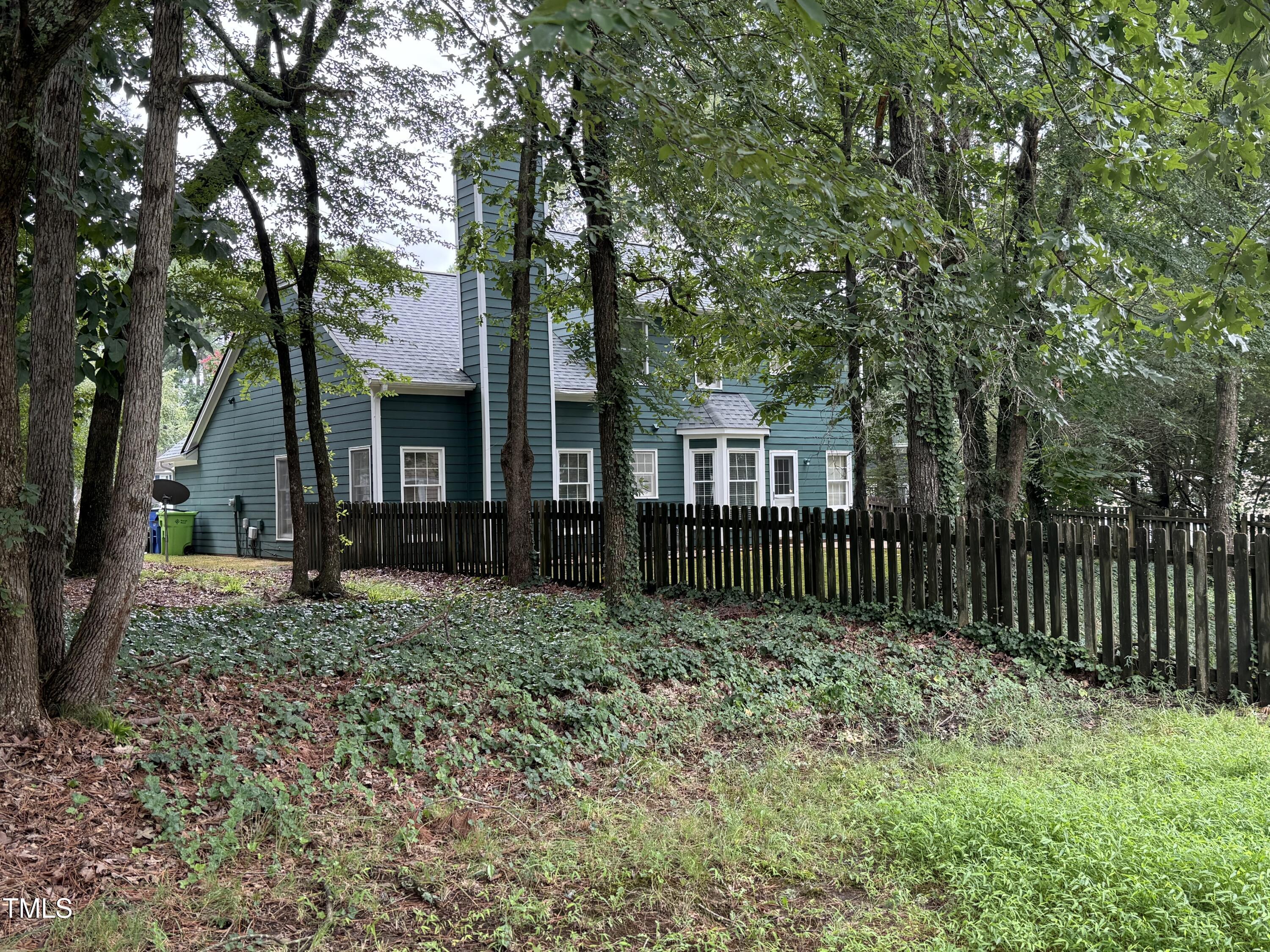 5700 Earlham Court