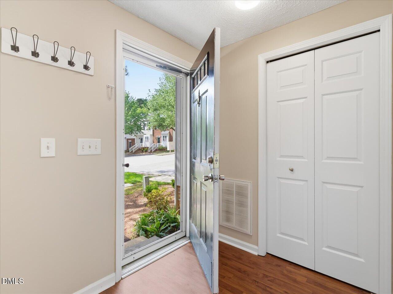 819 Genford Court