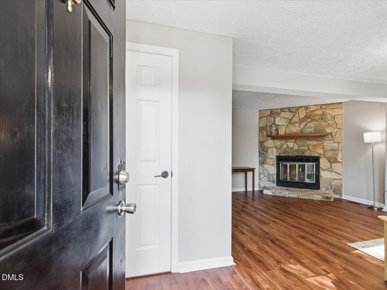 819 Genford Court