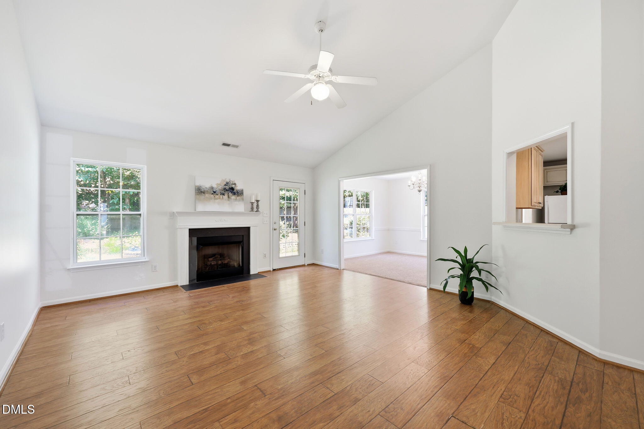514 Walnut Crossing Drive