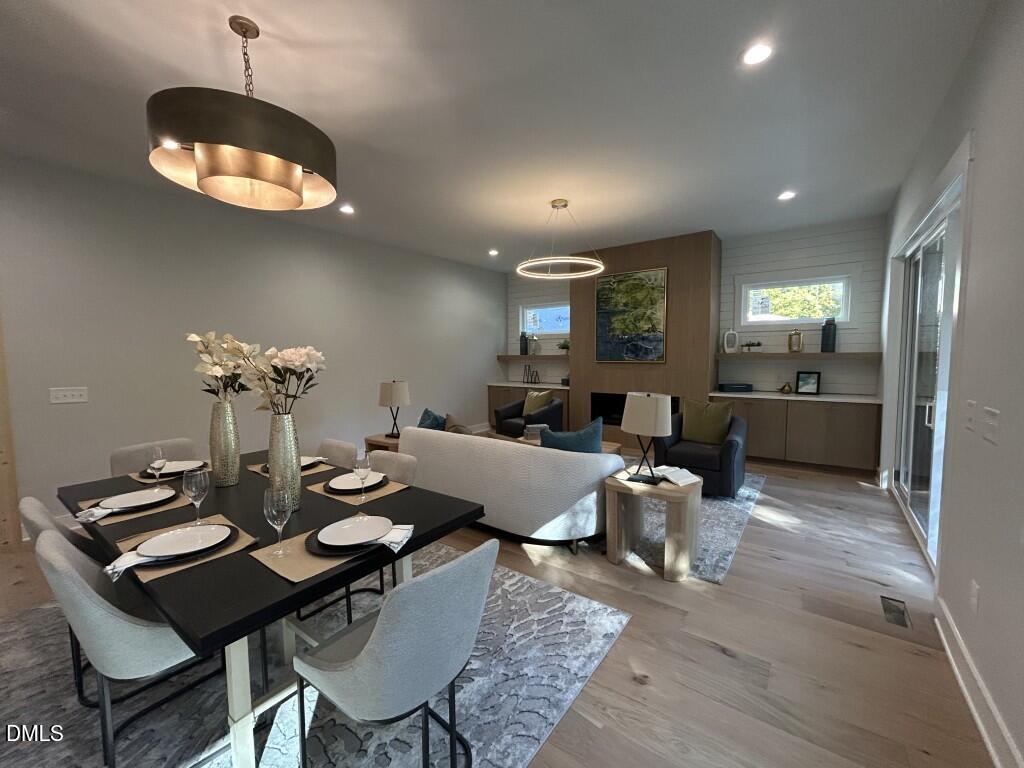 1005 Phoenix Place
