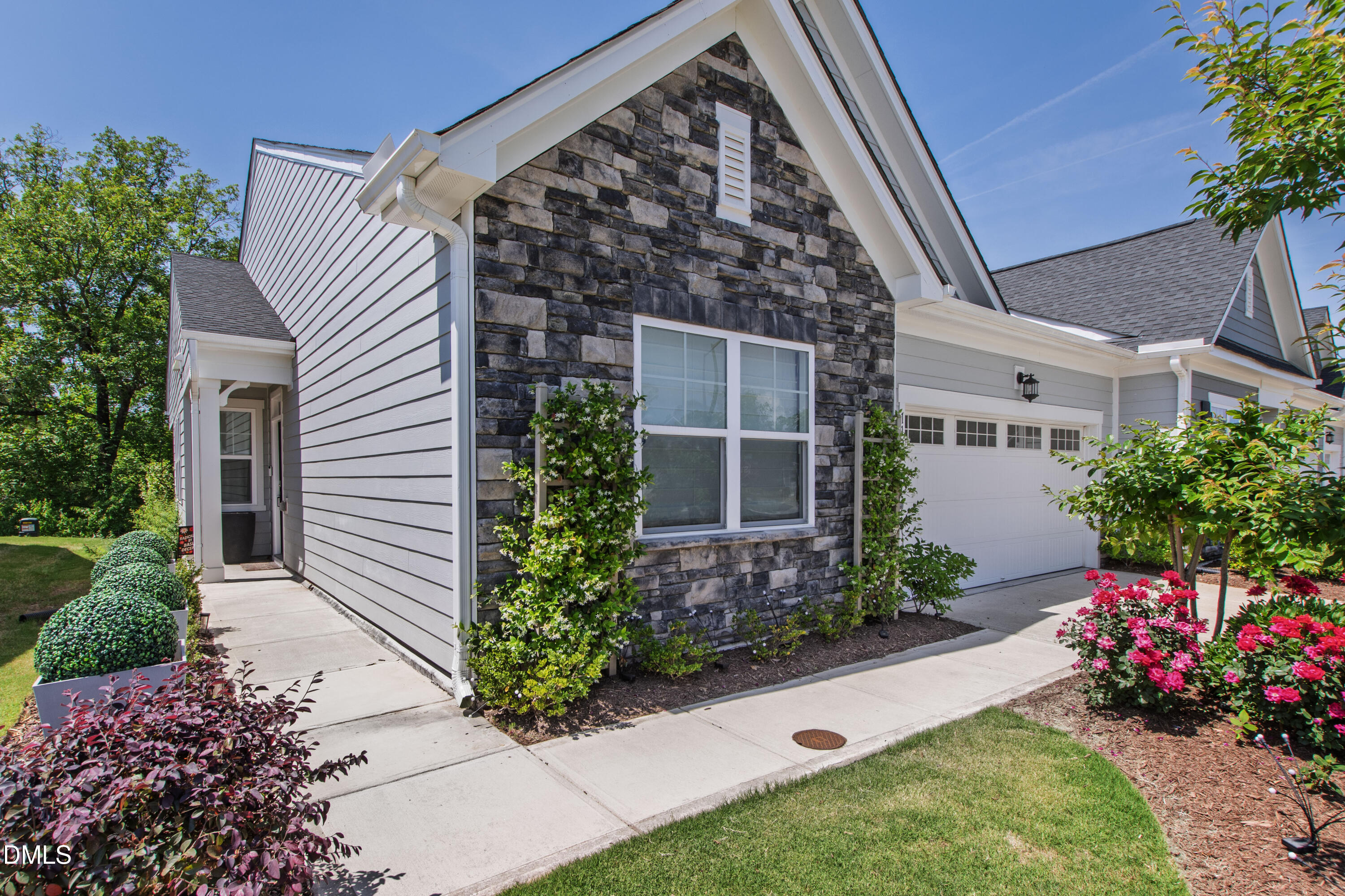 1127 Surveyor Drive