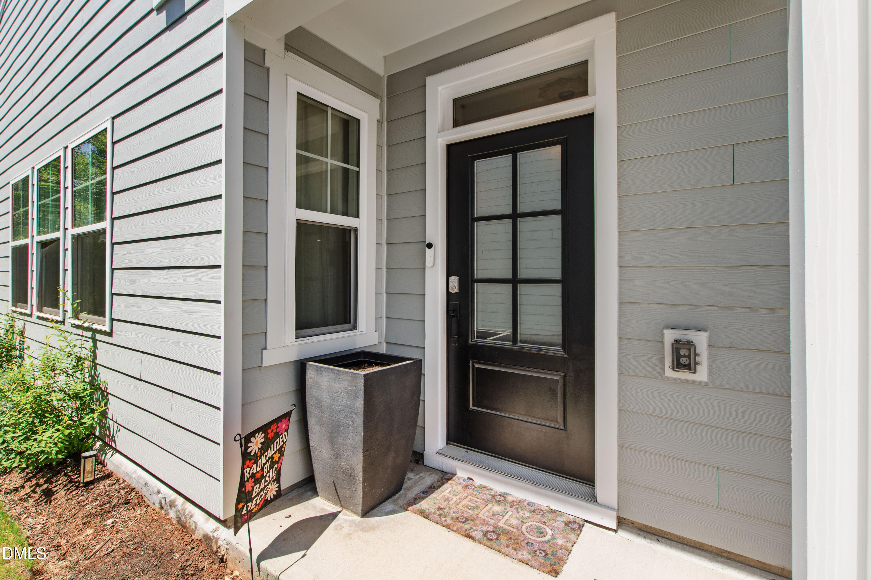 1127 Surveyor Drive