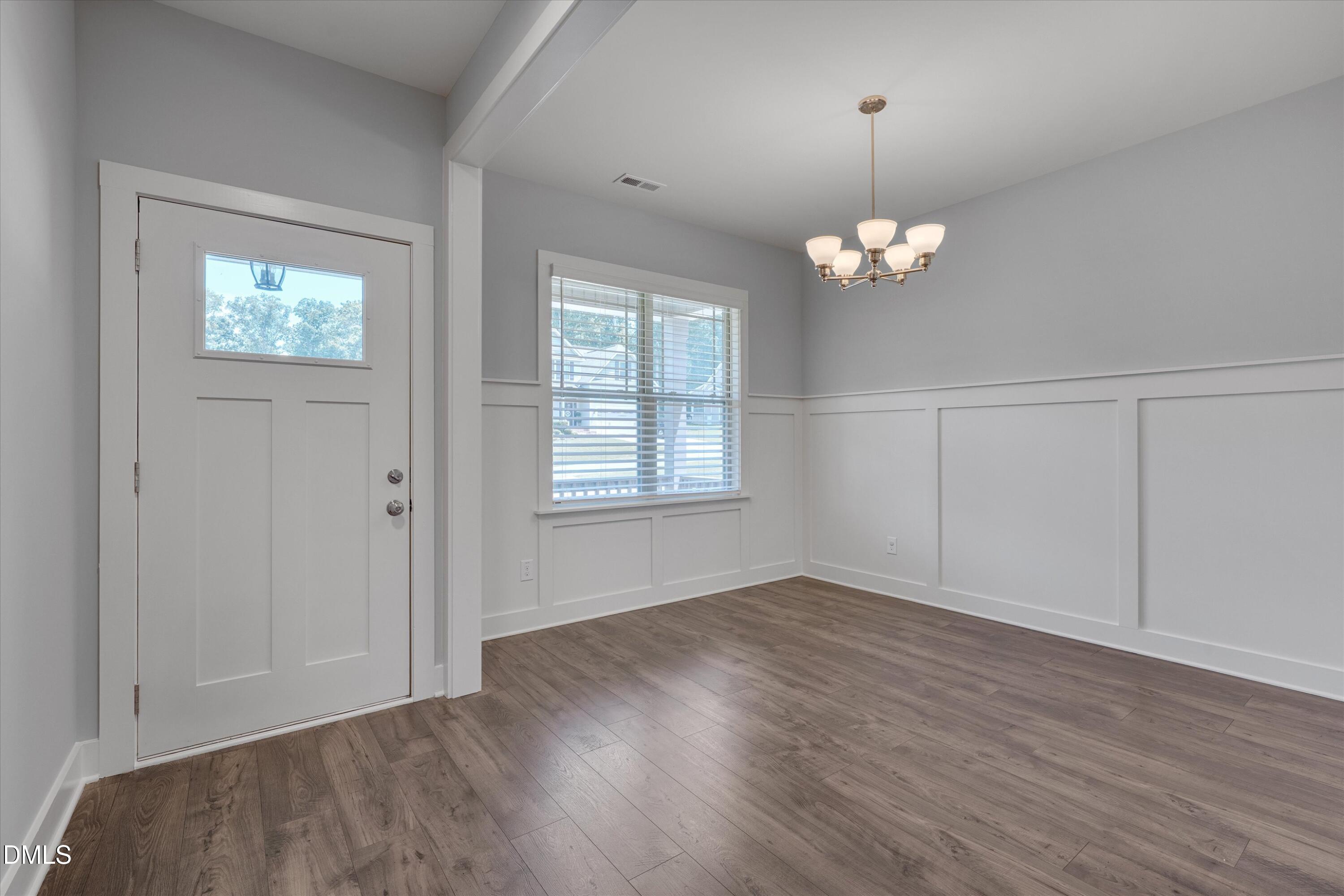 137 W Cultivator Way