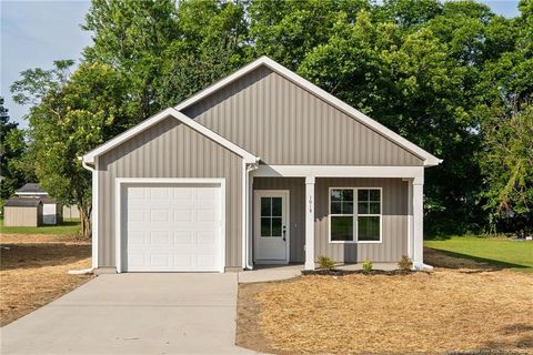 A home in Dunn