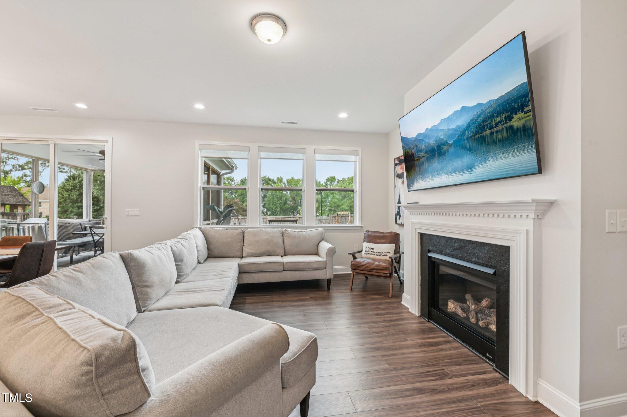 1560 Silver Elm Lane