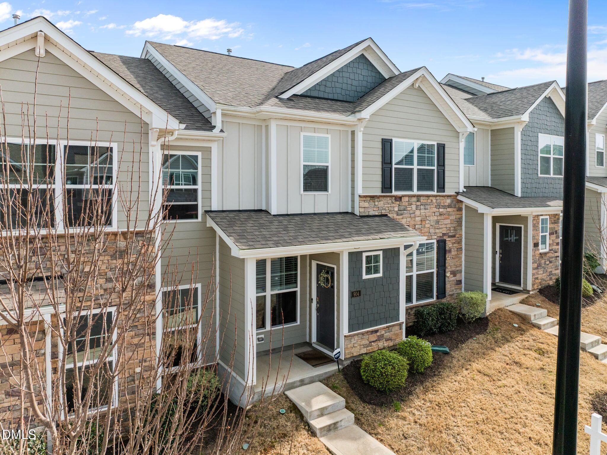 904 James J Freeland Memorial Drive