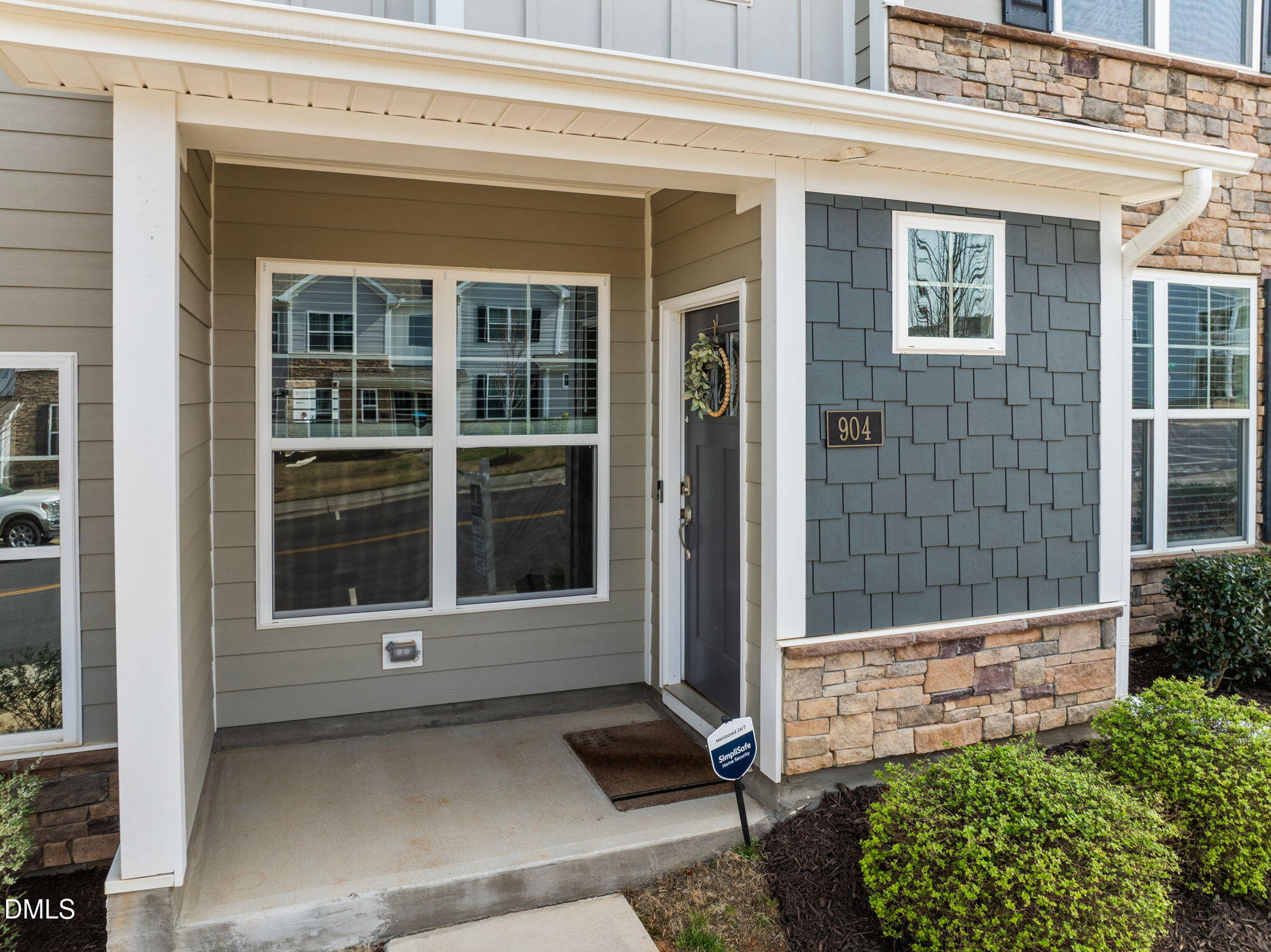 904 James J Freeland Memorial Drive