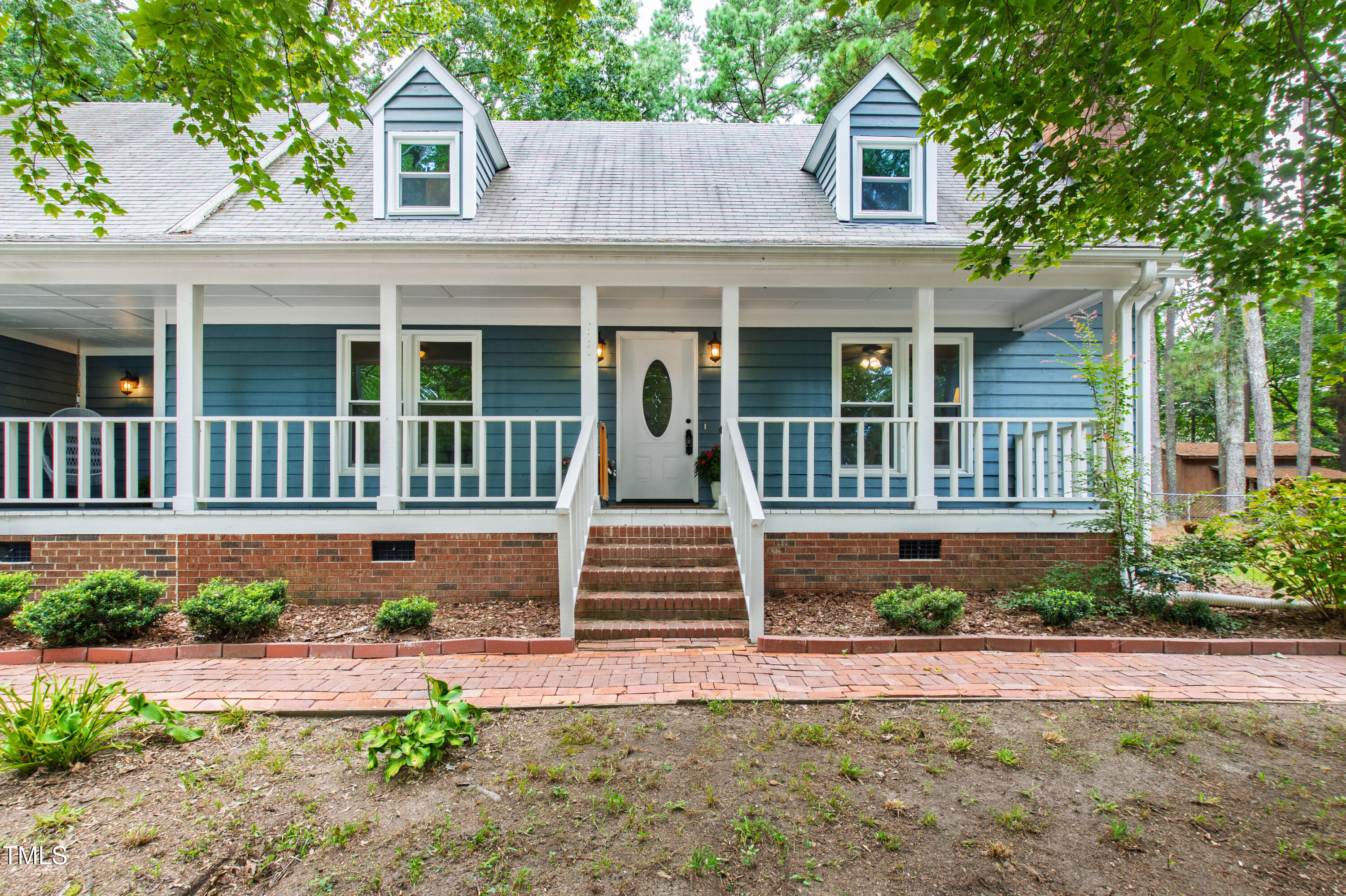 2917 Trestle Court