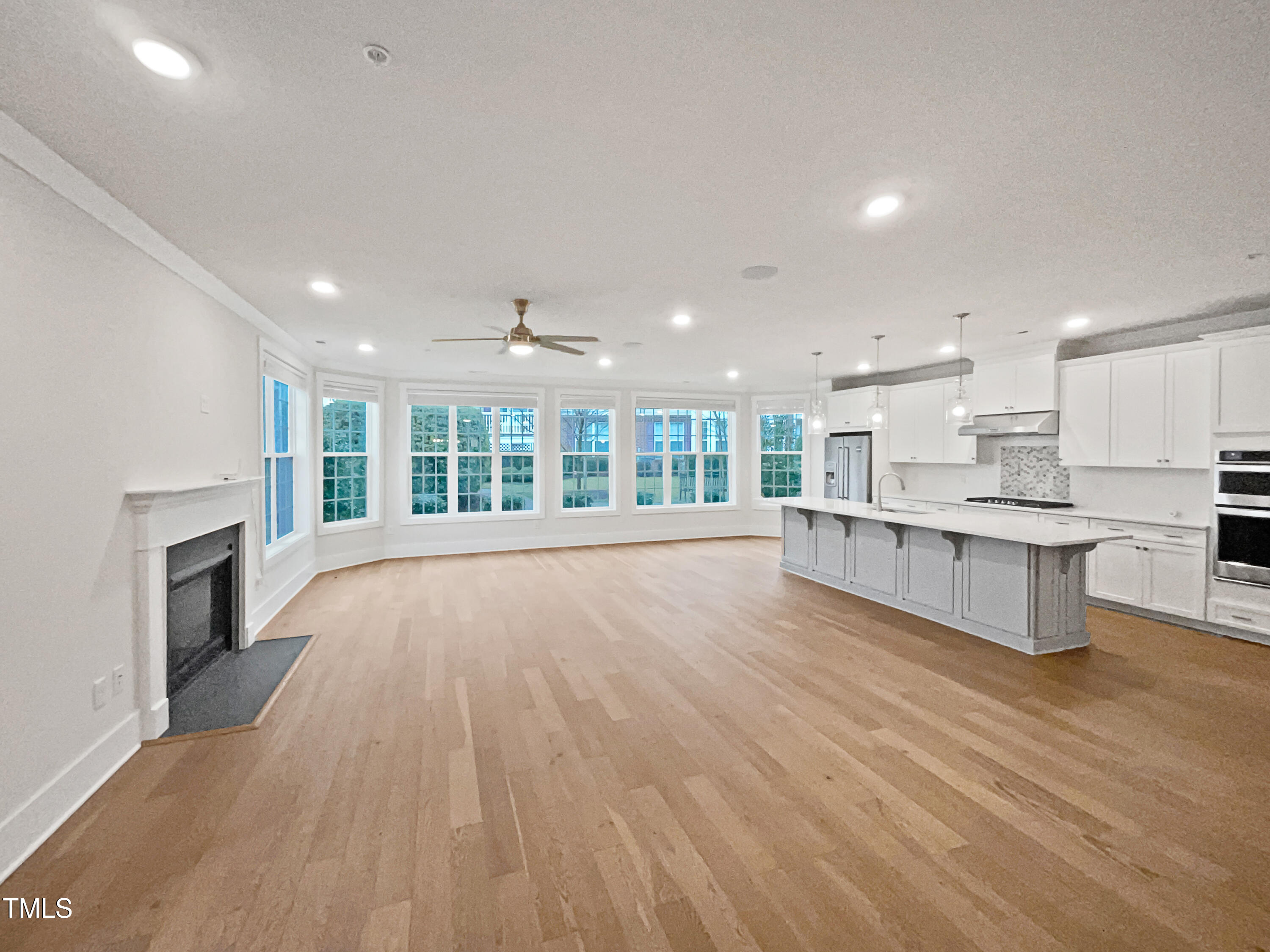 10330 Sablewood Drive 103