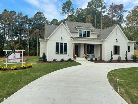 608 Warren Avenue Cary NC 27511