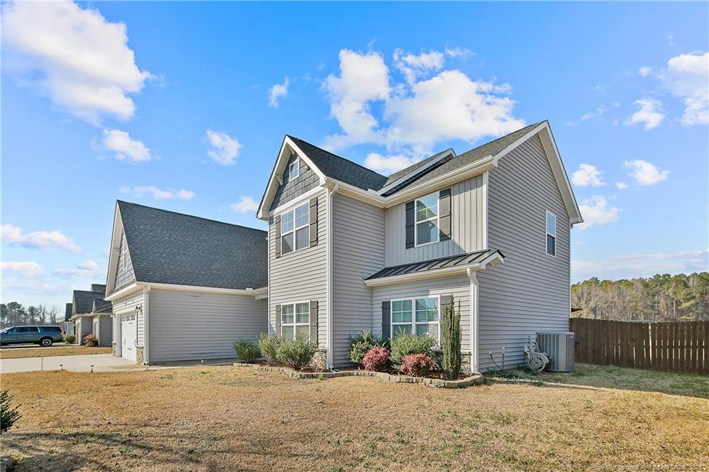 6728 Running Fox Road