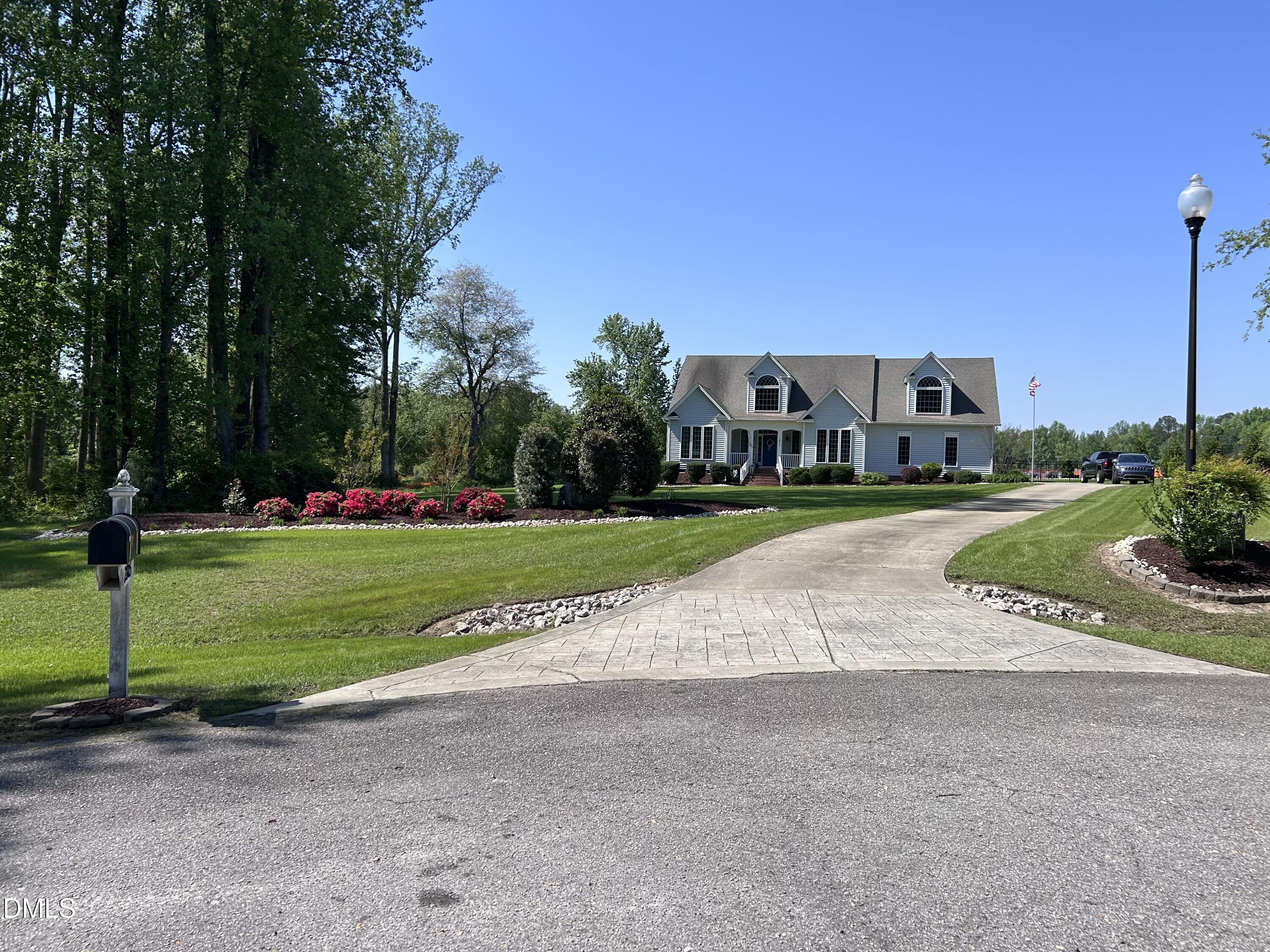 2805 Greenridge View Lane