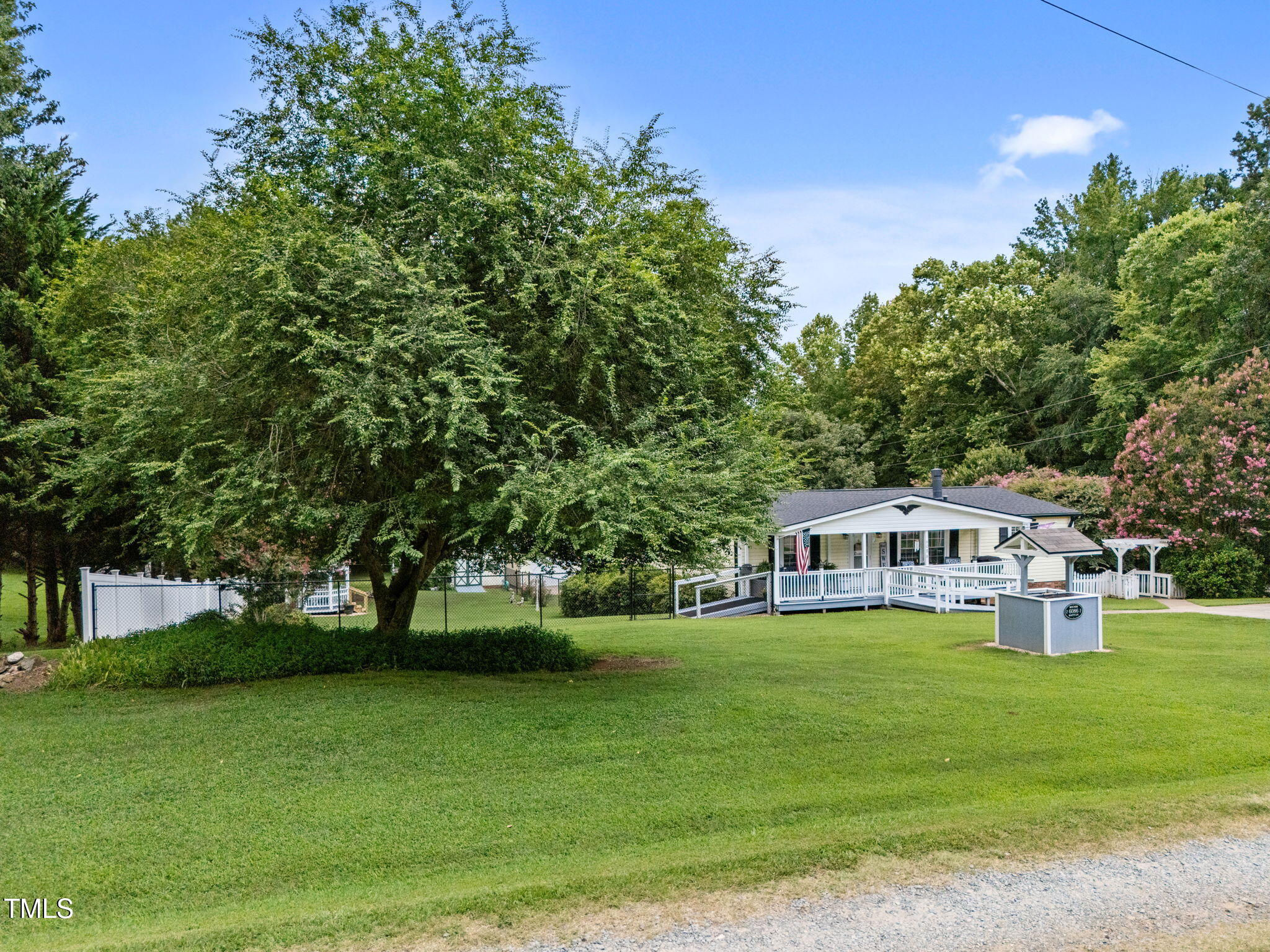 6086 Matti Lane
