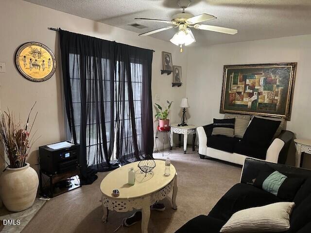 4801 Tanglewood Oaks Street