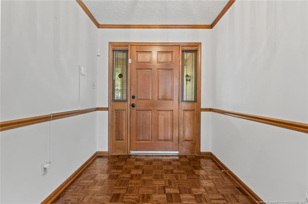 5812 Tuckertown Lane