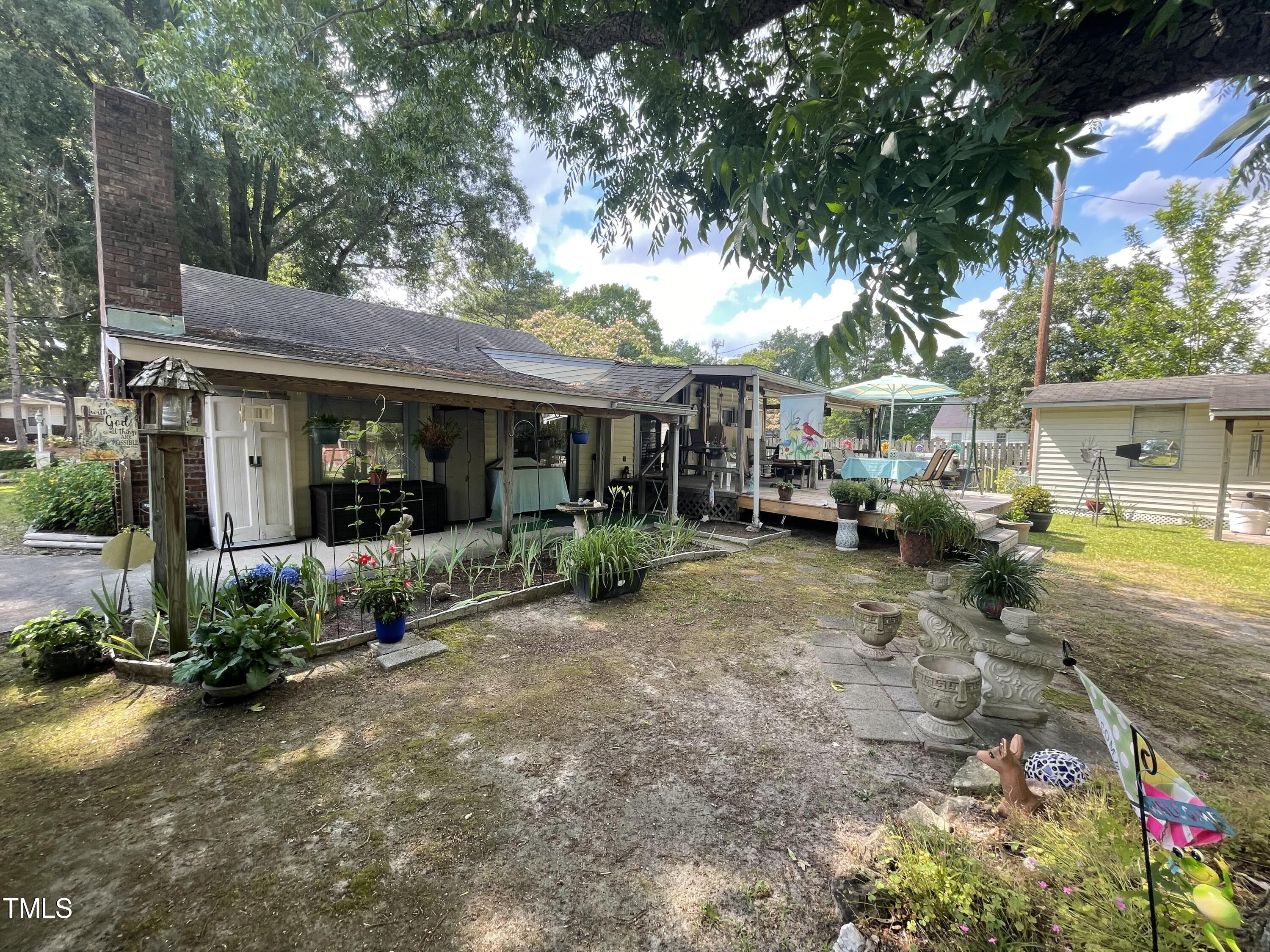 123 Tyson Avenue