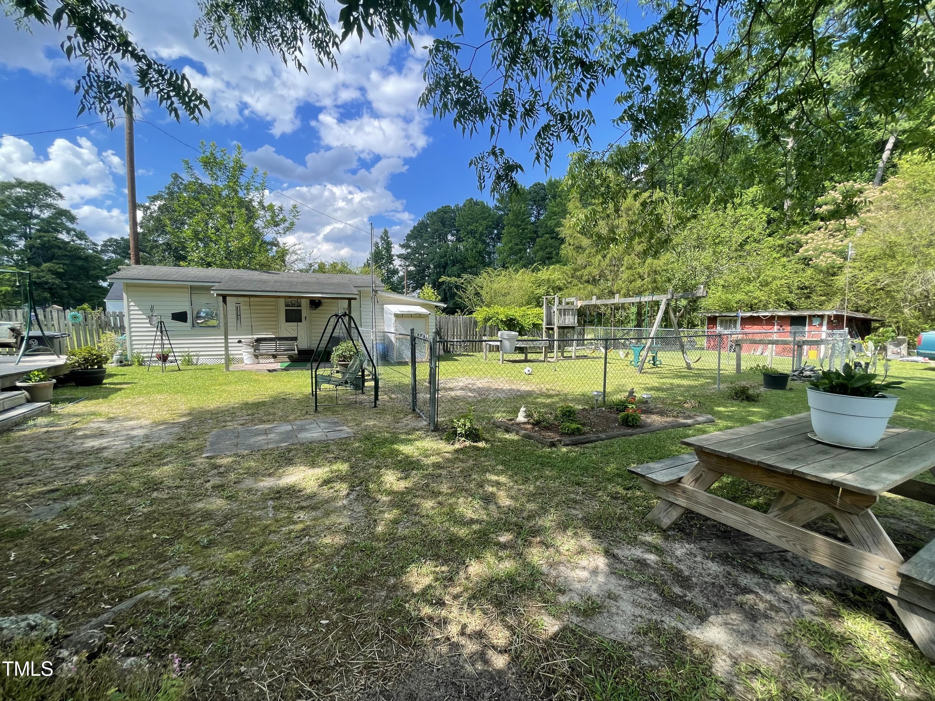 123 Tyson Avenue