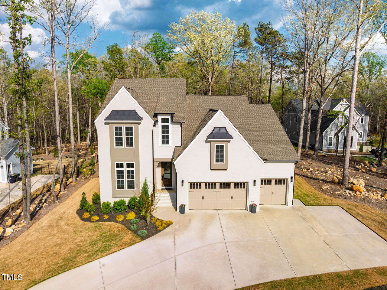 215 Bonterra Way