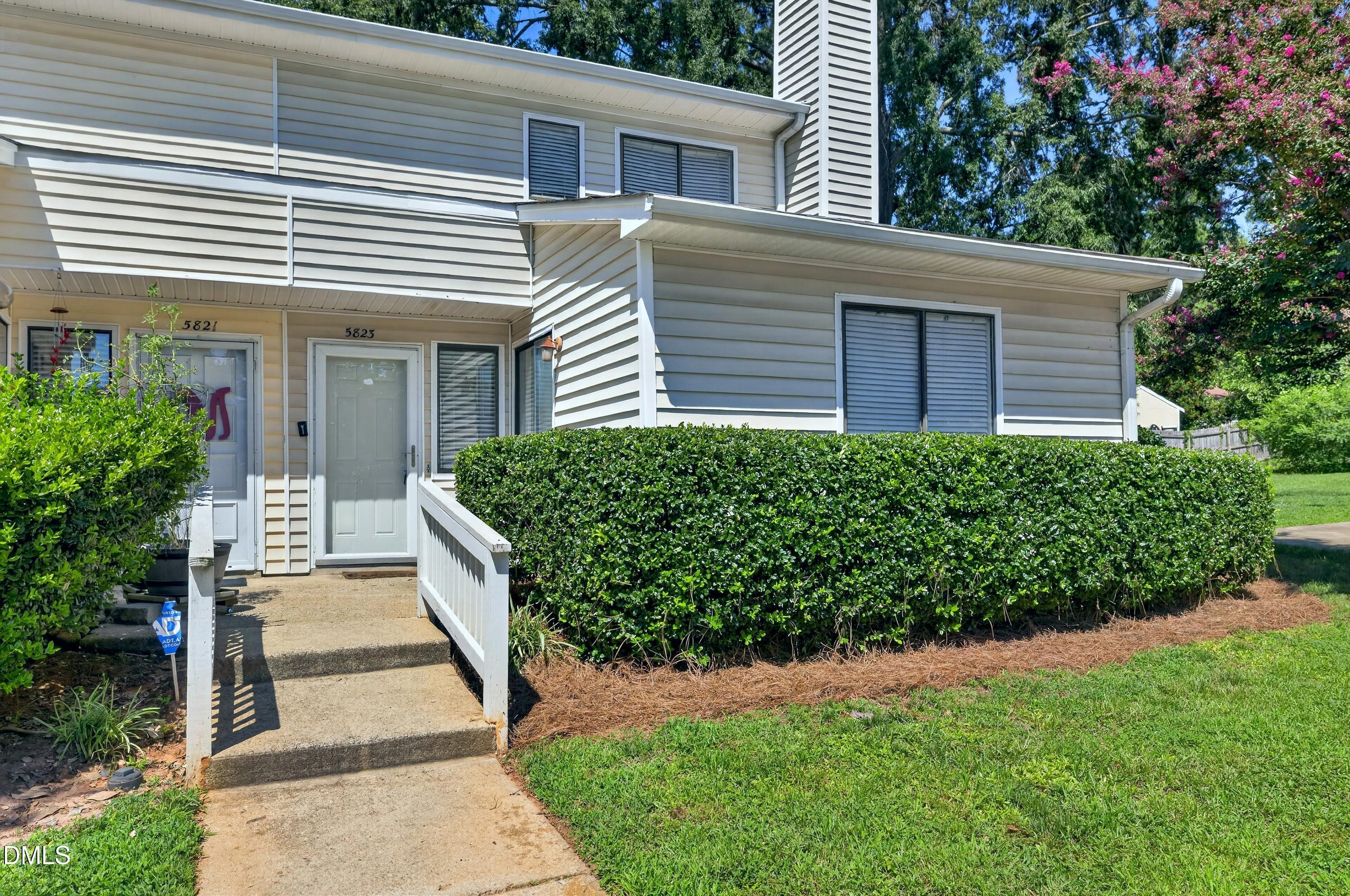 5823 Shady Grove Circle