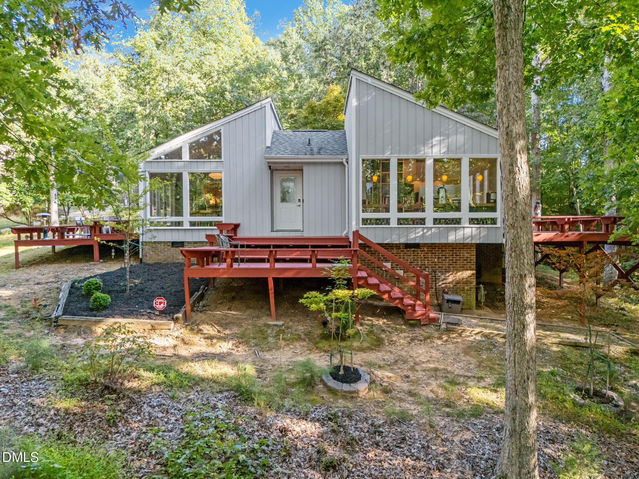 627 Kensington Drive