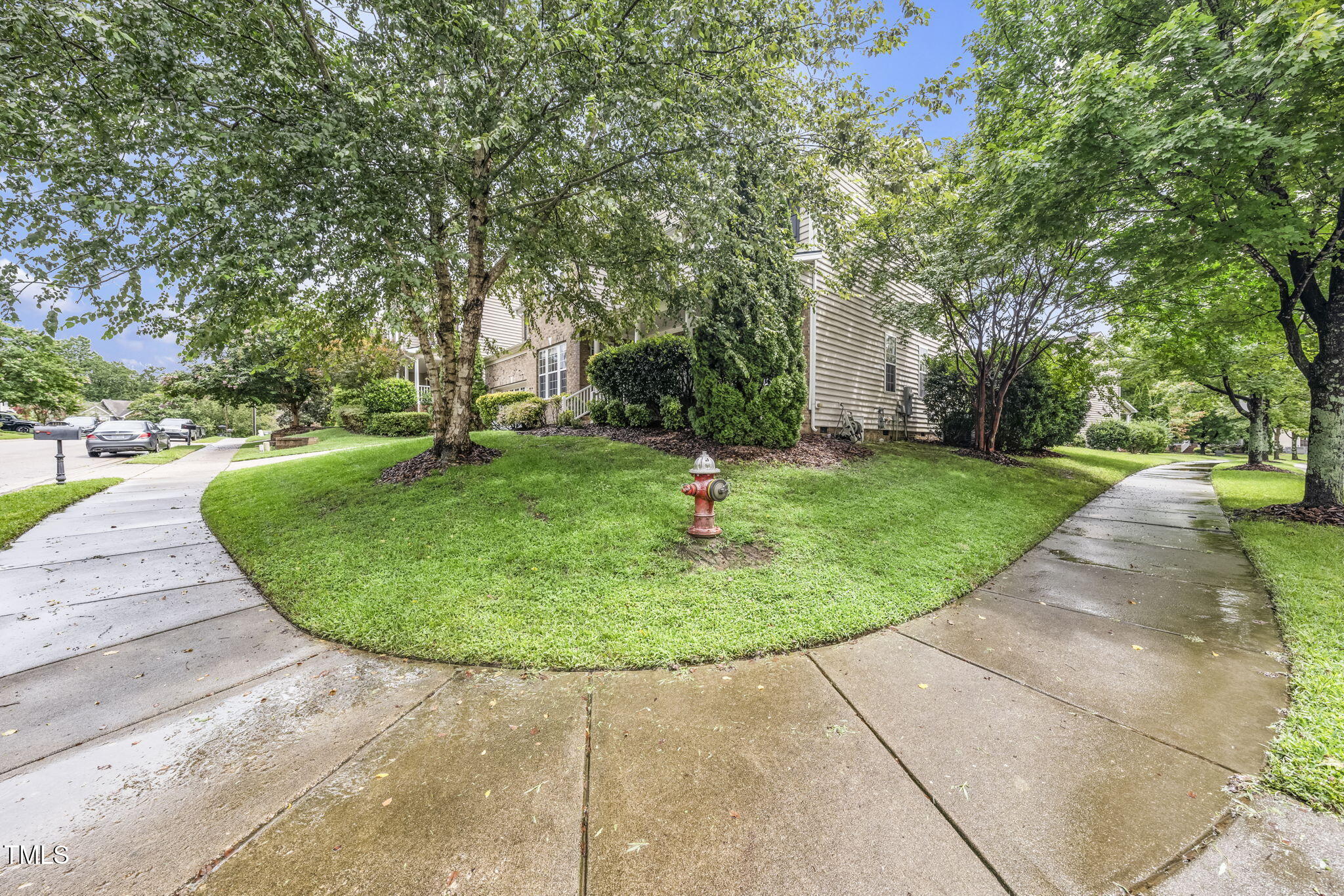 2202 Spacious Skies Street