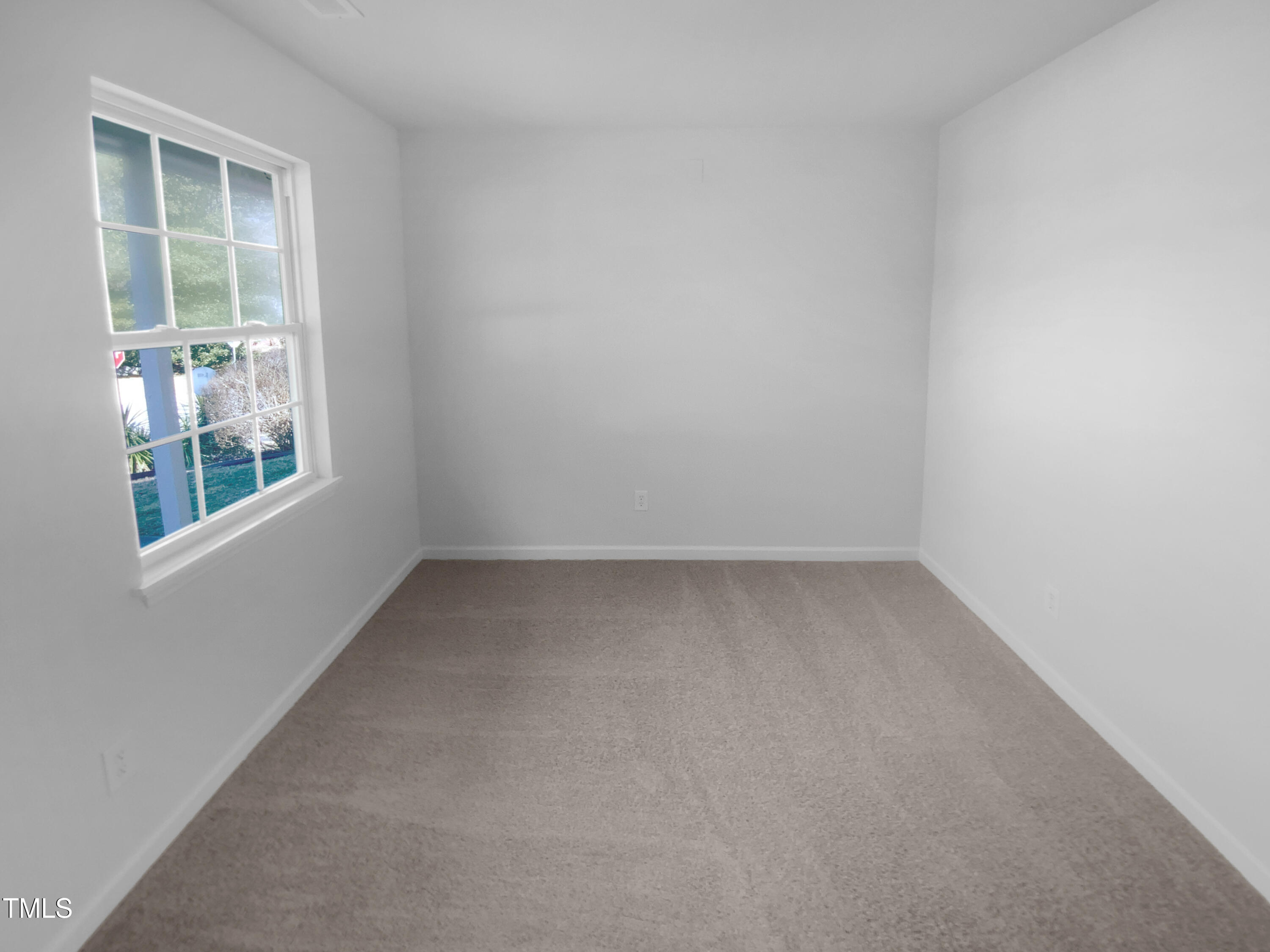 1216 Armstrong Circle