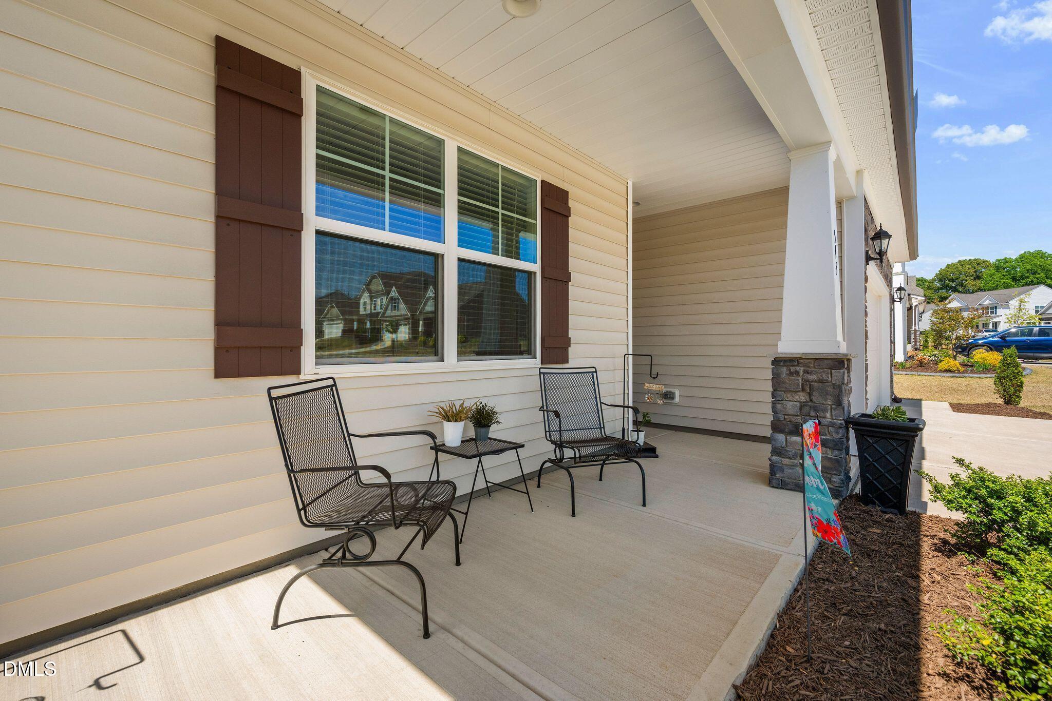 545 Hampton Crest Court